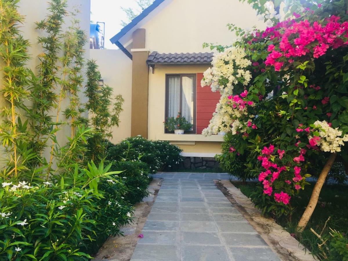 Hotel Aloha Bình Tiên-Biển Bình Tiên, Ninh Thuận, Việt Nam Phan Rang-Tháp Chàm Esterno foto